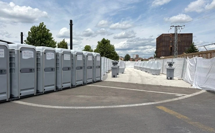 Errores comunes al instalar baños portátiles (y cómo evitarlos)